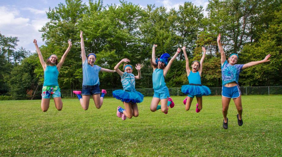 Campers jumping during color war